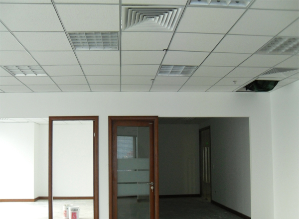 卡塔爾QATAR航空重慶分公司辦公室裝修現(xiàn)場(chǎng)照片